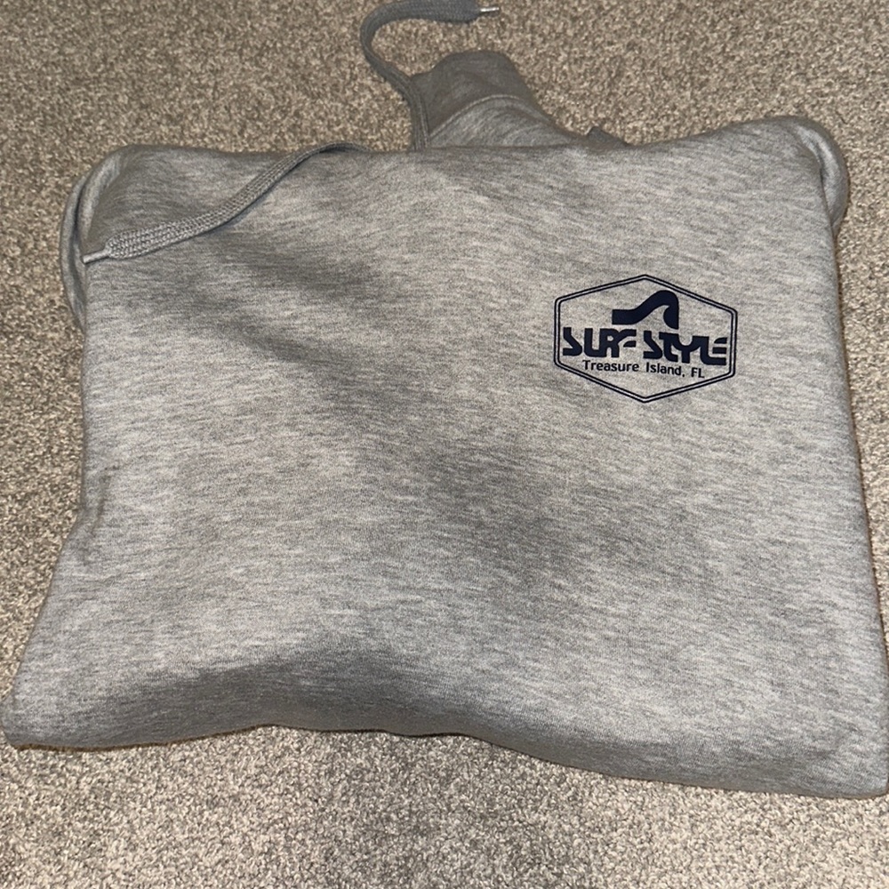 surf style hoodie size large
